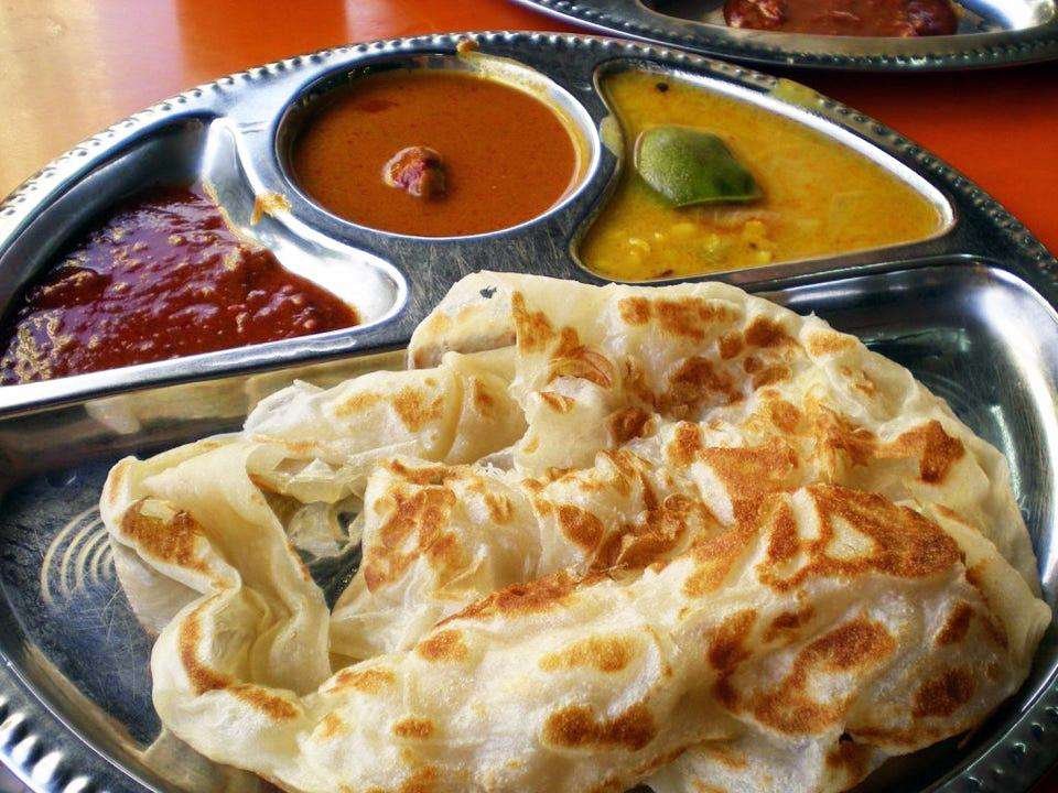 Roti Canai, with 3 sauces (Photo courtesy from Reddit)